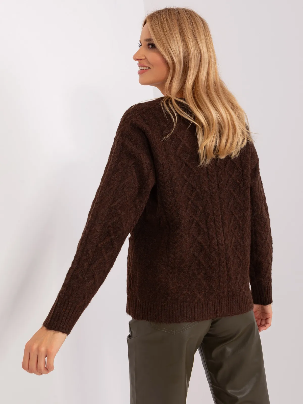 Khaki sweter dzianinowy na guziki - zdjęcie 3