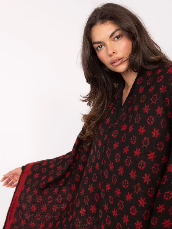 Oversize'owe ponczo z geometrycznym wzorem w stylu boho