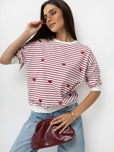 Bluzka oversize w paski z serduszkami
