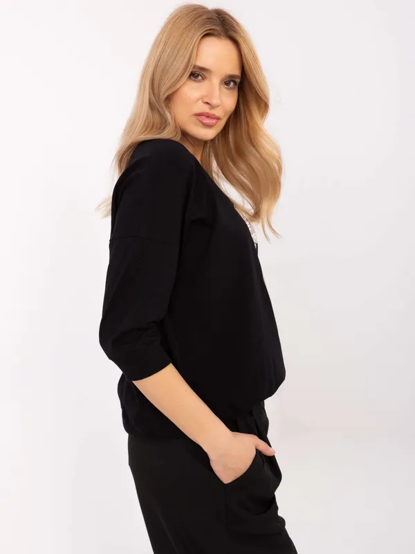 Casualowa bluzka oversize z dekoracyjnym haftem - widok 2