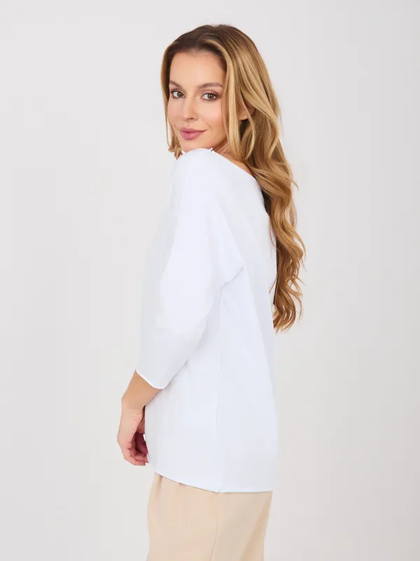 Minimalistyczna bluzka z obniżoną linią ramion