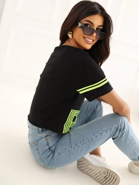 Czarny t-shirt bawełniany z napisem