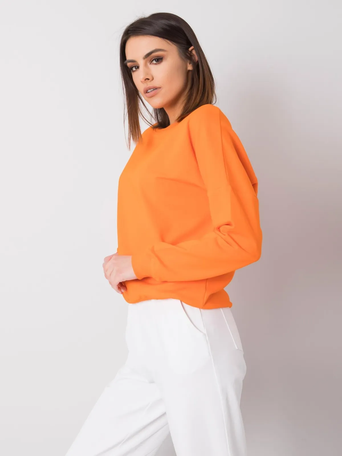 RUE PARIS Różowa bluza bez kaptura - zdjęcie 3