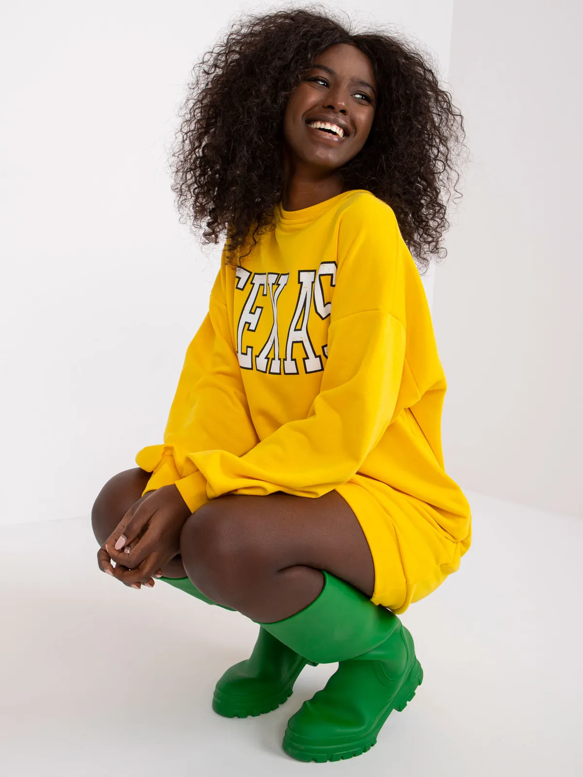 Bluza oversize z napisem w stylu amerykańskim - zdjęcie 1