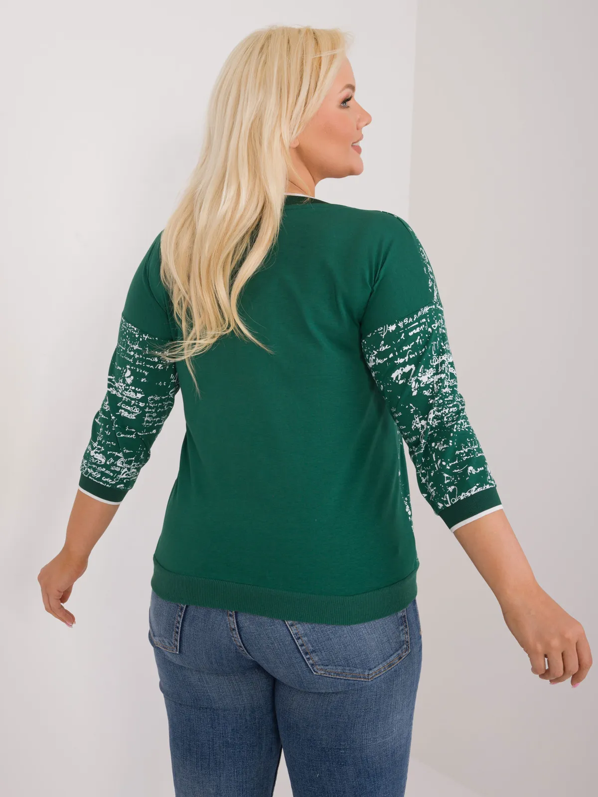 Casualowa bluzka z nadrukiem i dekoltem v - zdjęcie 1