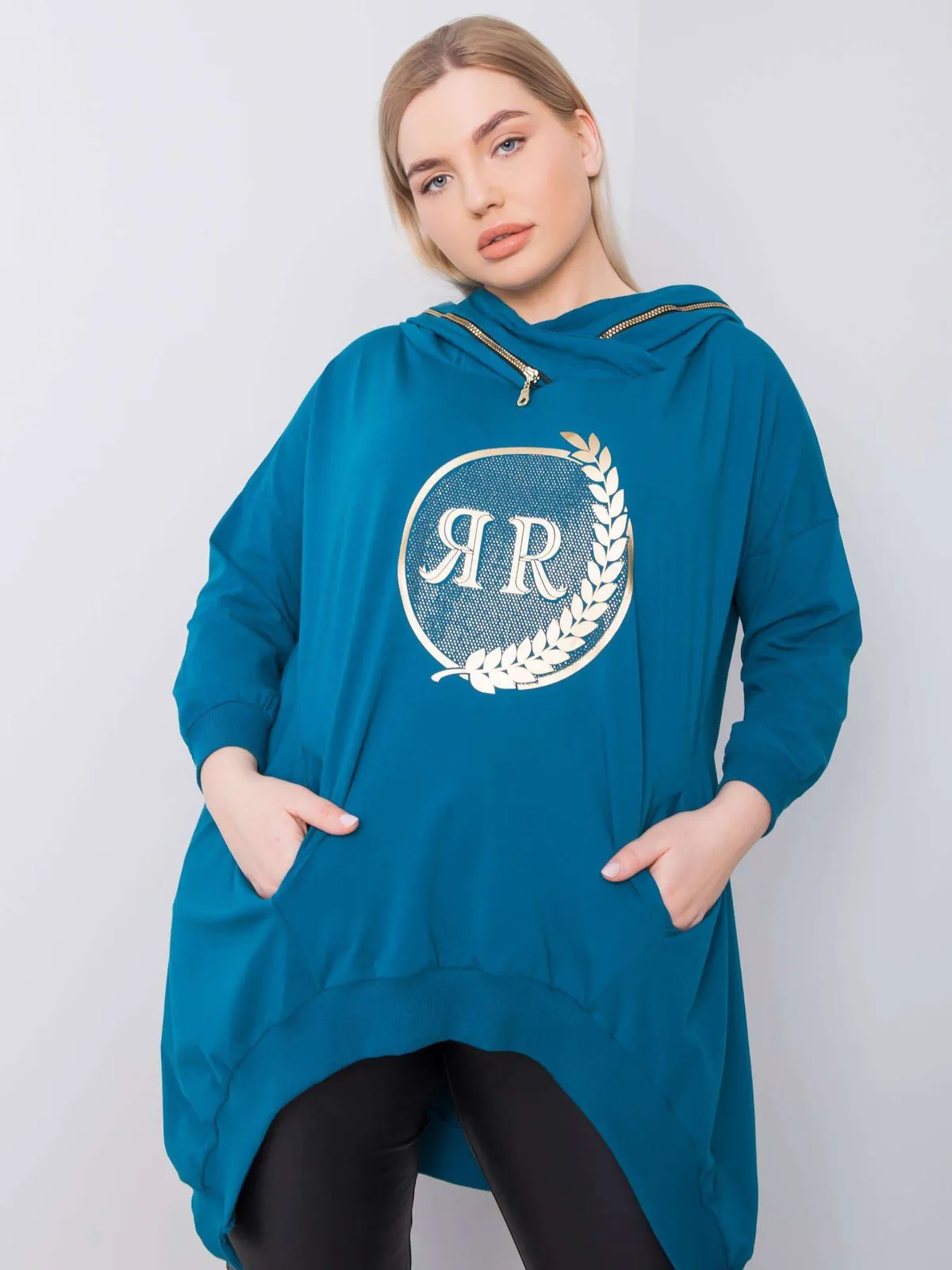 Ciemna khaki bluza plus size z kapturem - zdjęcie 4