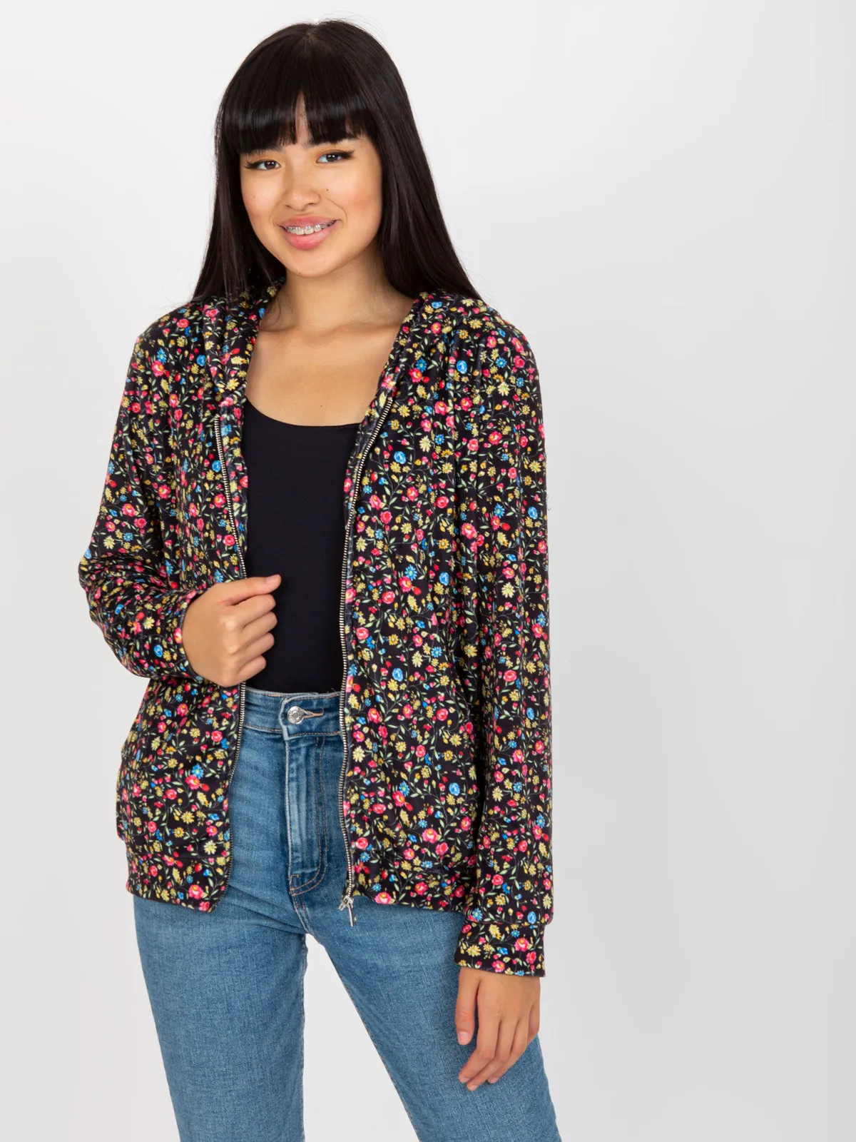 Czarno-żółta wzorzysta bluza rozpinana z kapturem RUE PARIS - zdjęcie 3
