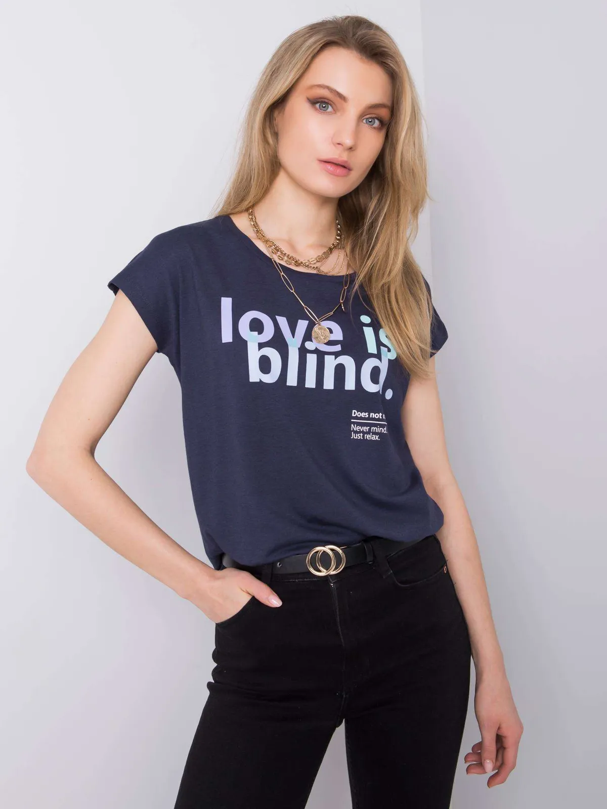 STITCH & SOUL Granatowy t-shirt z printem - zdjęcie 3