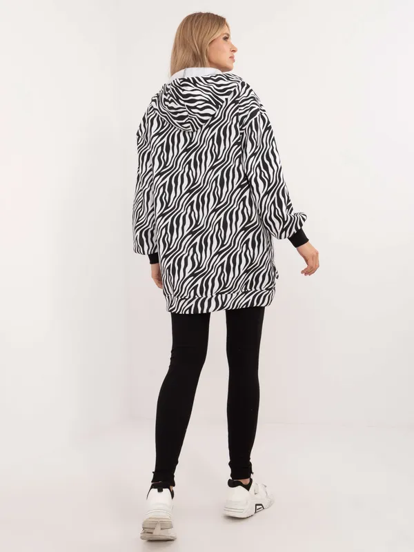 Wygodny casualowy komplet z bluzą oversize i legginsami - widok 2