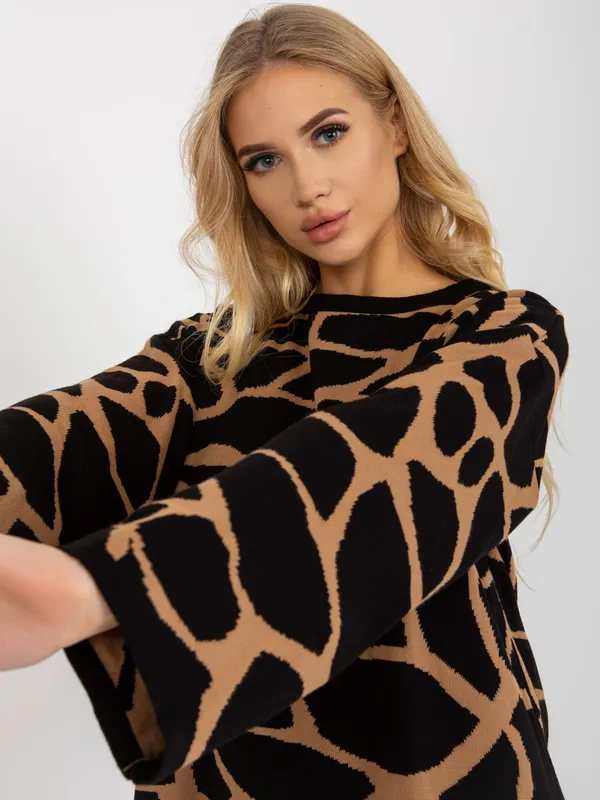 Biało-czarny wzorzysty sweter oversize