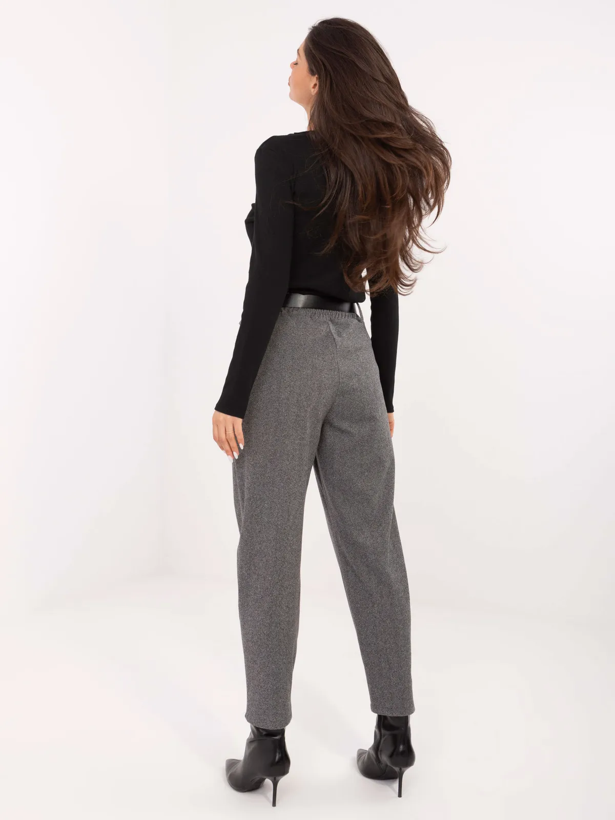 Wizytowe spodnie z wysokim stanem i paskiem - zdjęcie 1