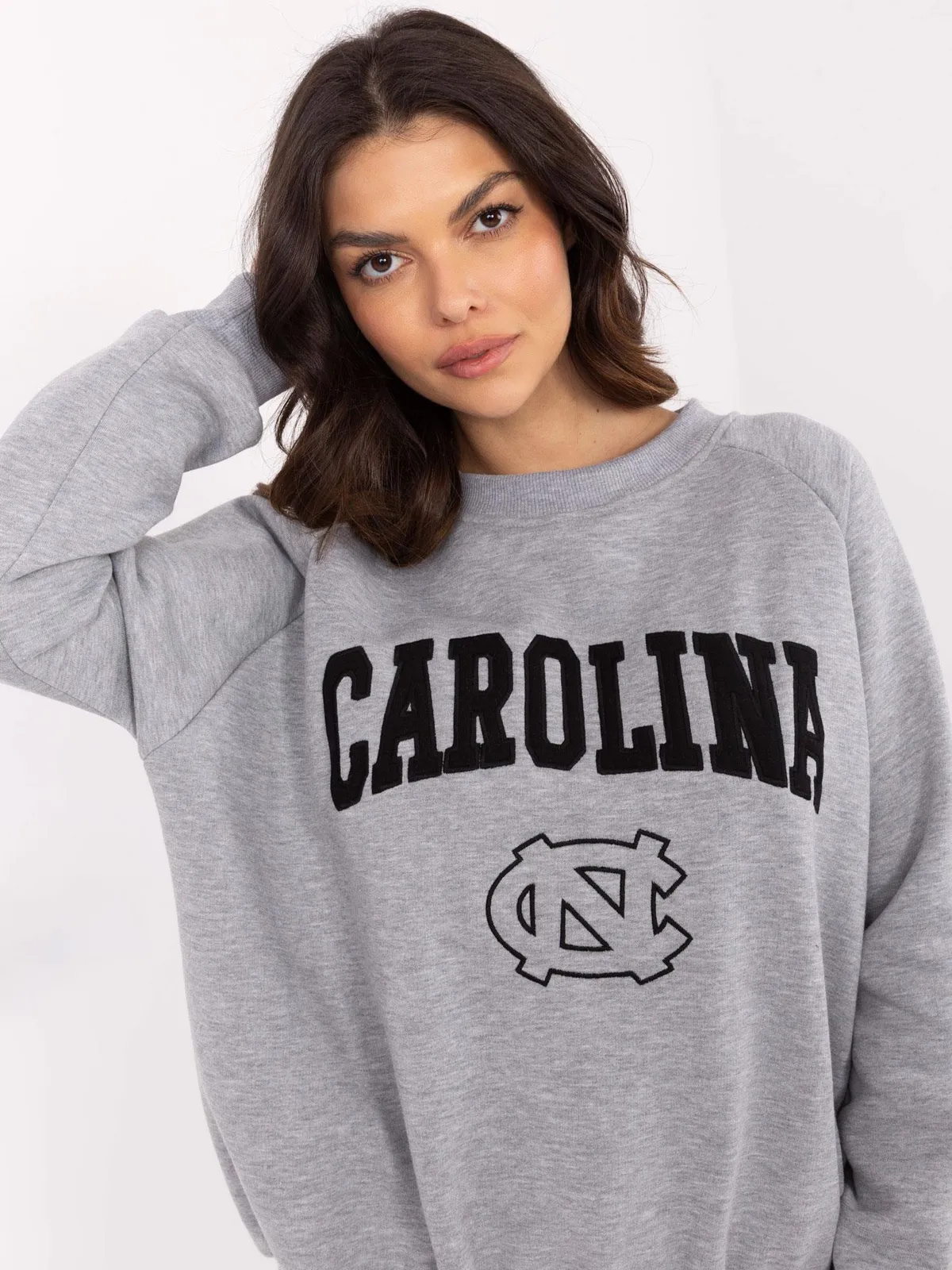 Bluza oversize z naszywanym napisem w stylu varsity - zdjęcie 1