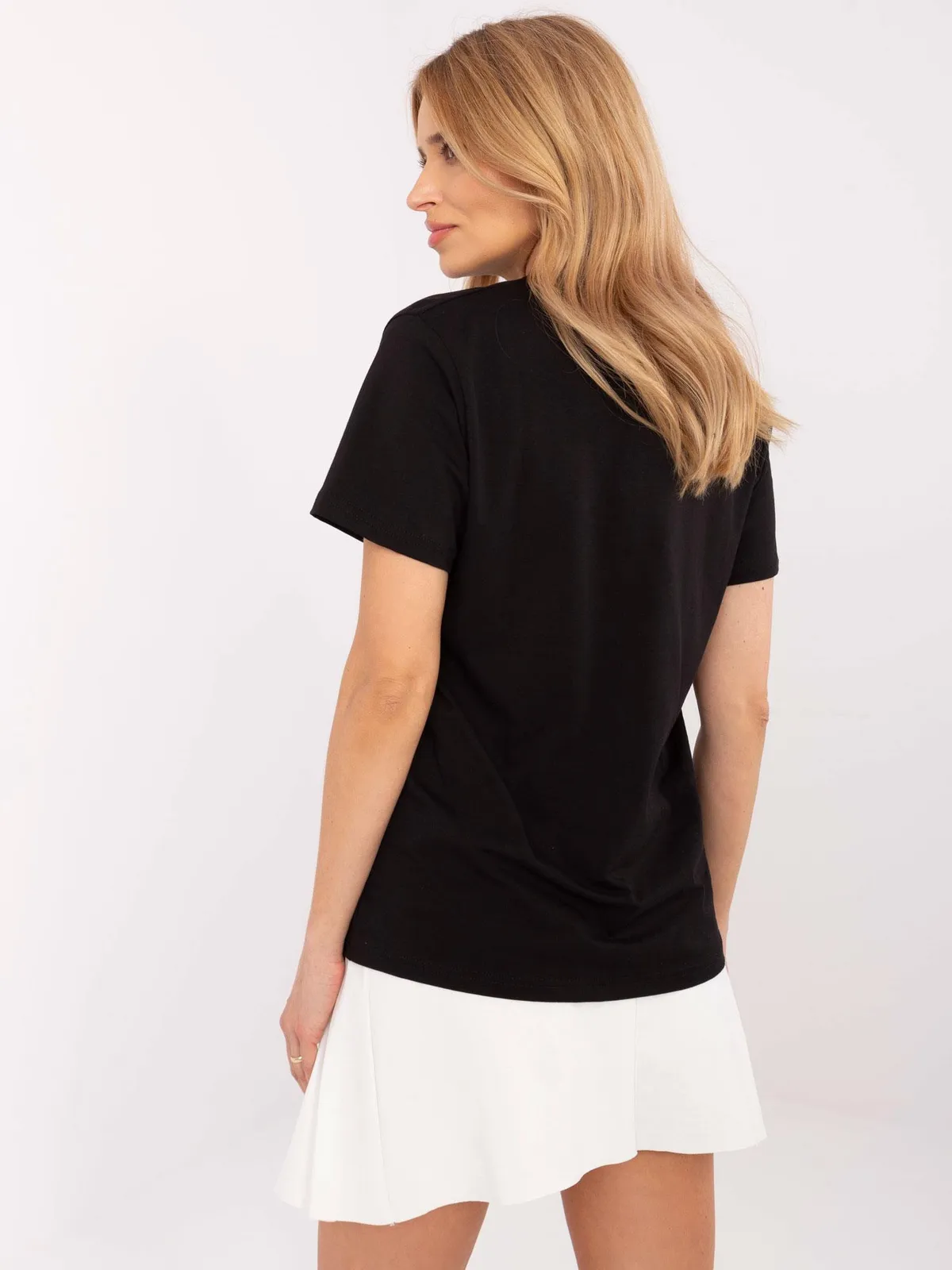 Casualowy t-shirt z ozdobnym nadrukiem i napisem - zdjęcie 1