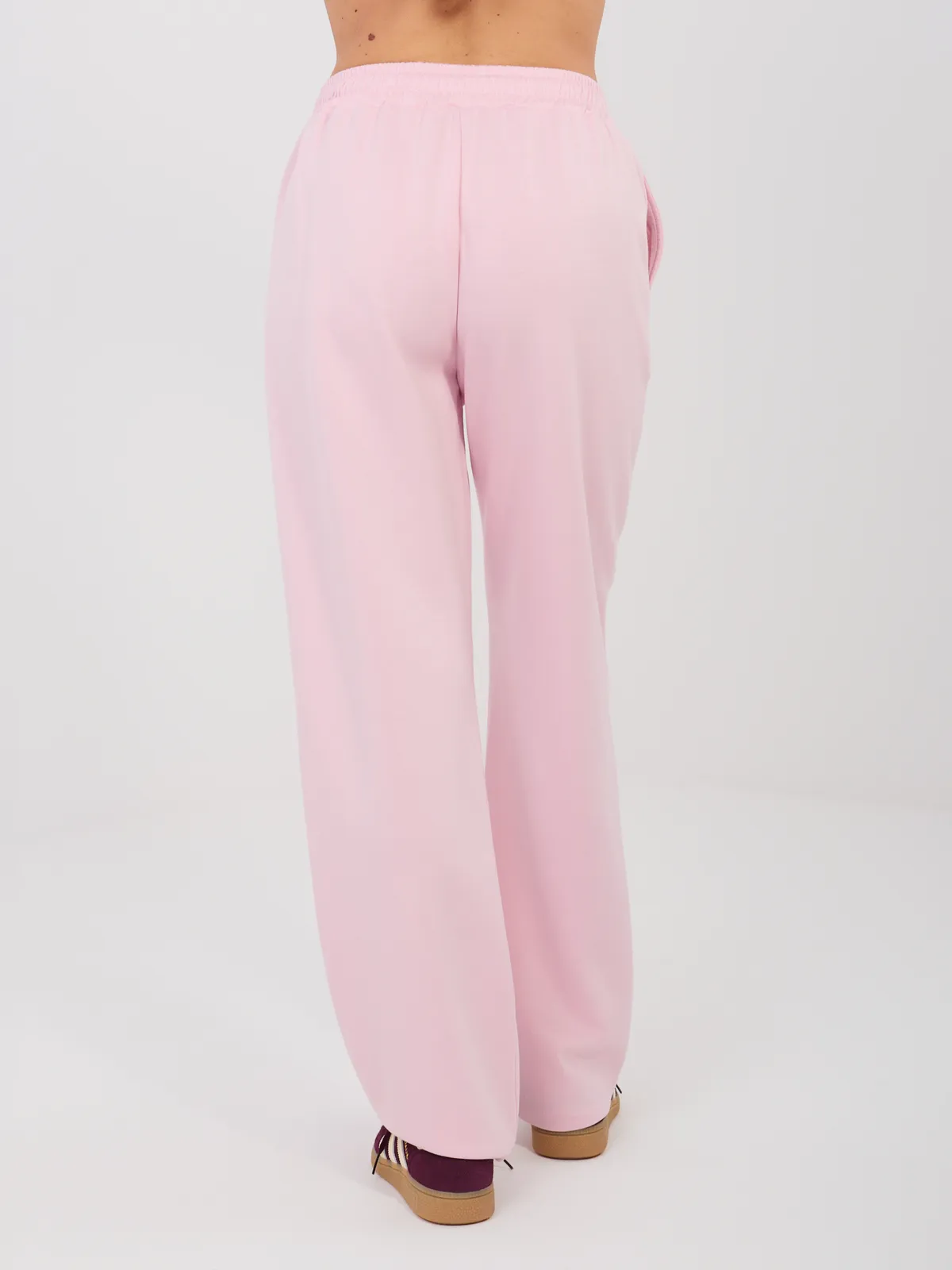 Wygodne spodnie dresowe z wysokim stanem - zdjęcie 1