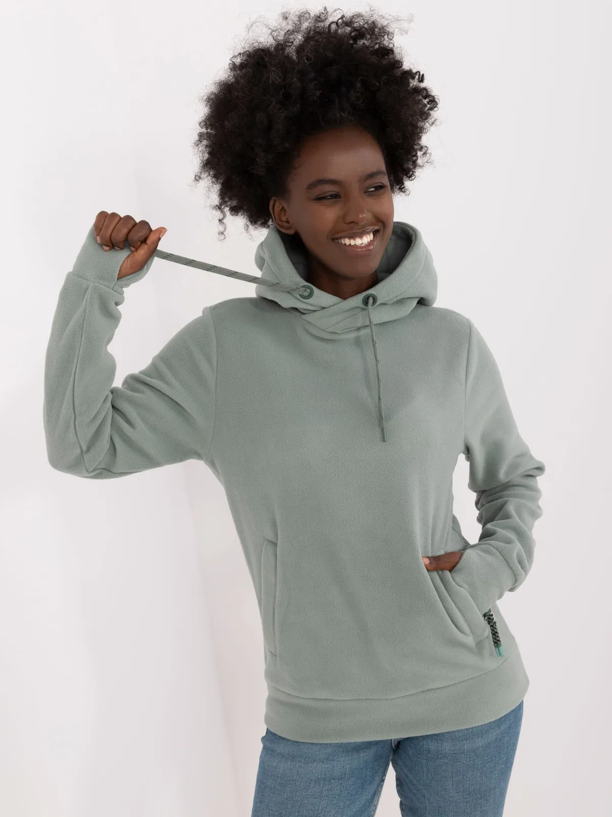 Komfortowa bluza z kapturem i otworami na kciuki - zdjęcie 1