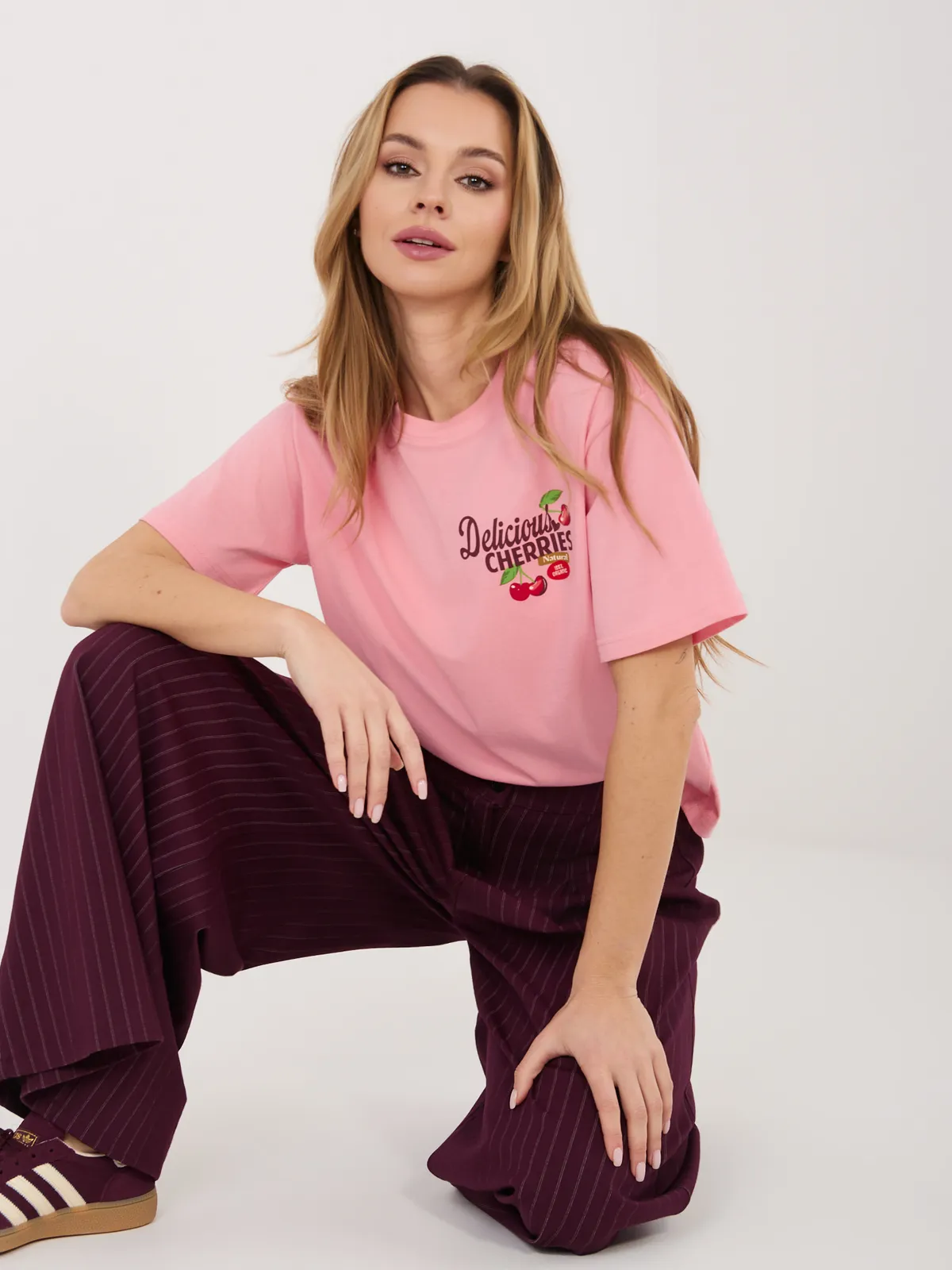 T-shirt oversize z graficznym motywem owoców - zdjęcie 5