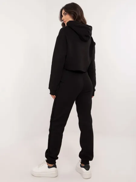 Dresowy komplet oversize z bluzą crop i spodniami