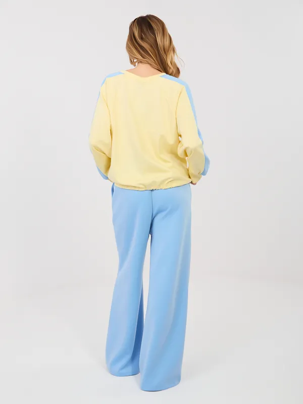 Wygodne spodnie dresowe o kroju wide leg