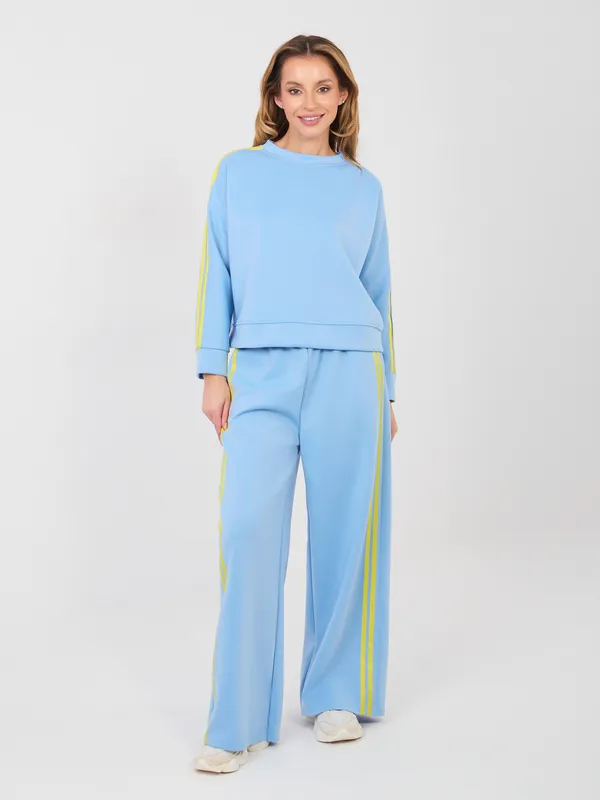 Luźna bluza sportowa z lampasami na rękawach