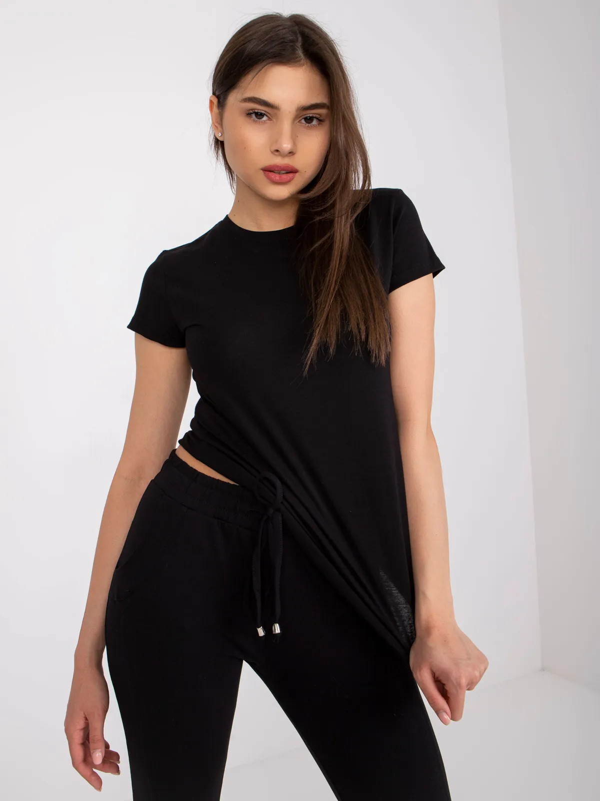 Czarny t-shirt Peachy - zdjęcie 7