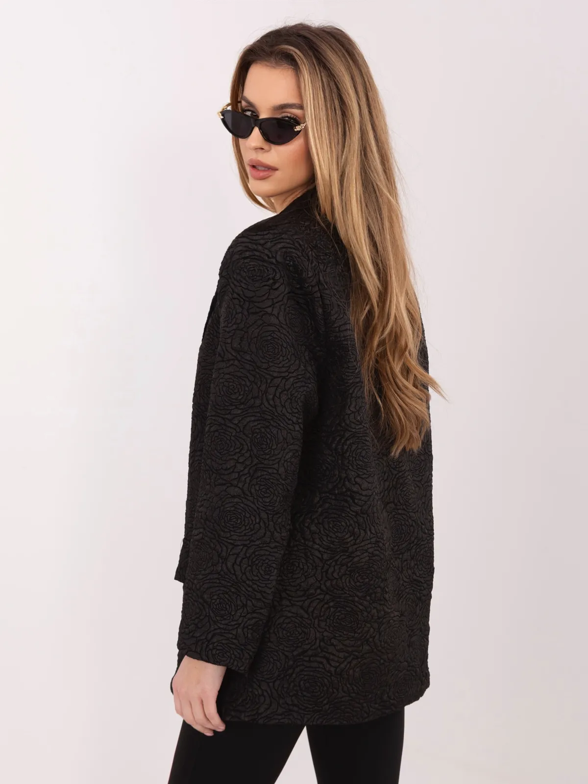 Żakiet wizytowy o fakturze róż z zapięciem na jeden guzik - zdjęcie 1