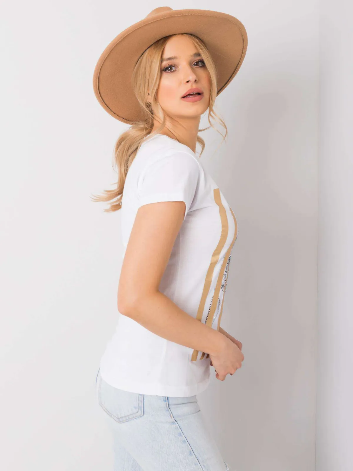 Czarny t-shirt Monnique - zdjęcie 4