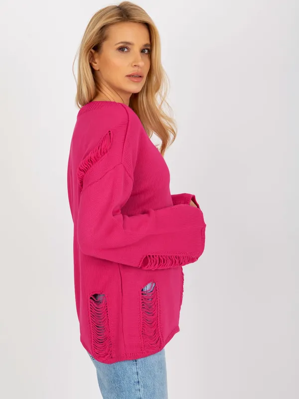 Zielony damski sweter oversize z dziurami