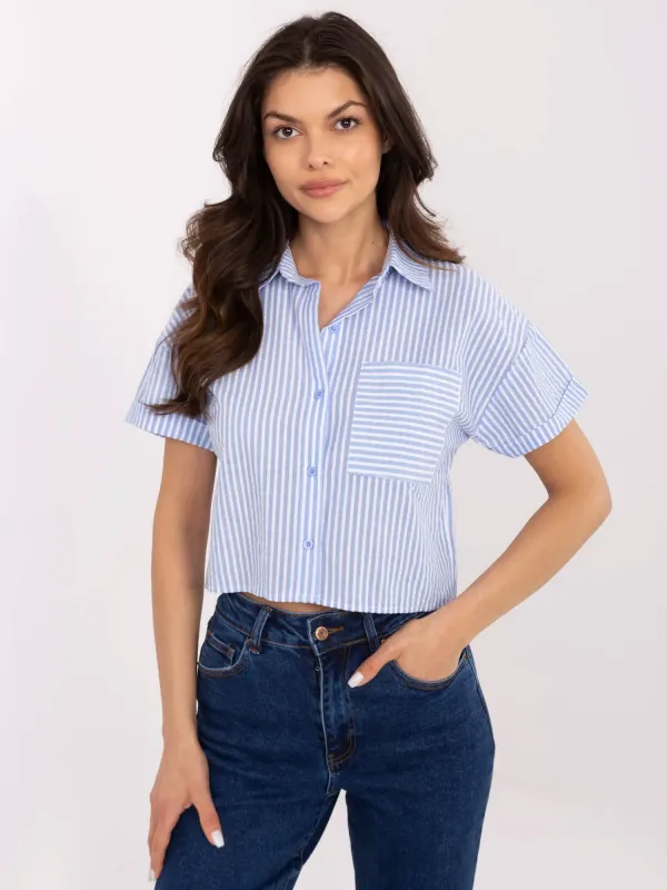 Krótka koszula w paski o kroju crop