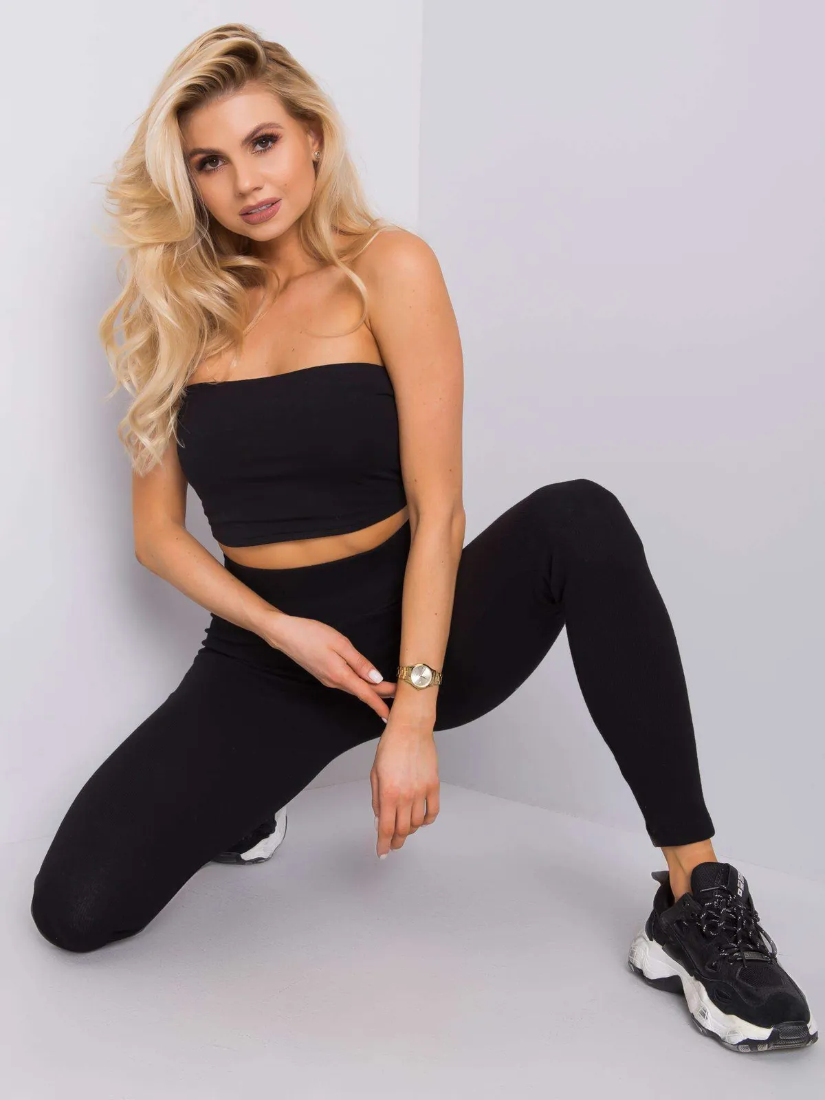 Szare legginsy basic w prążek - zdjęcie 5