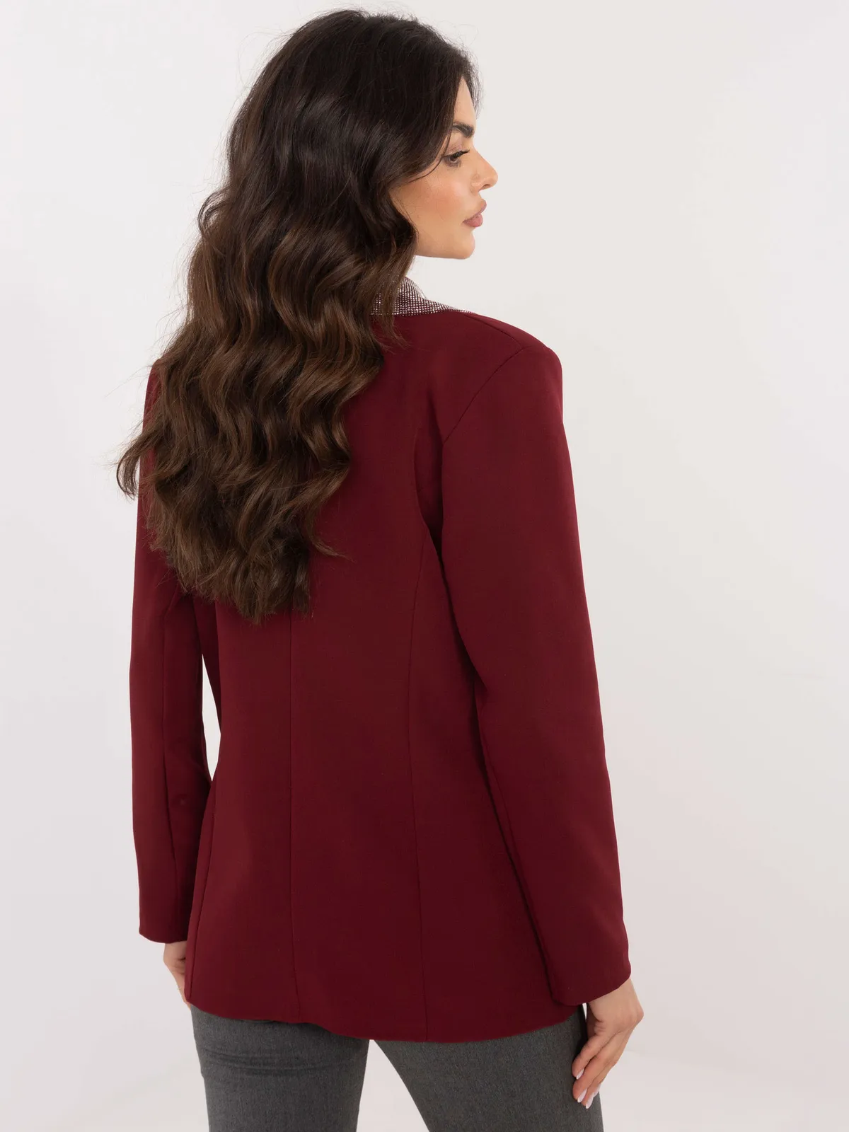 Wizytowa marynarka z ozdobnym kryształowym kołnierzem - zdjęcie 1