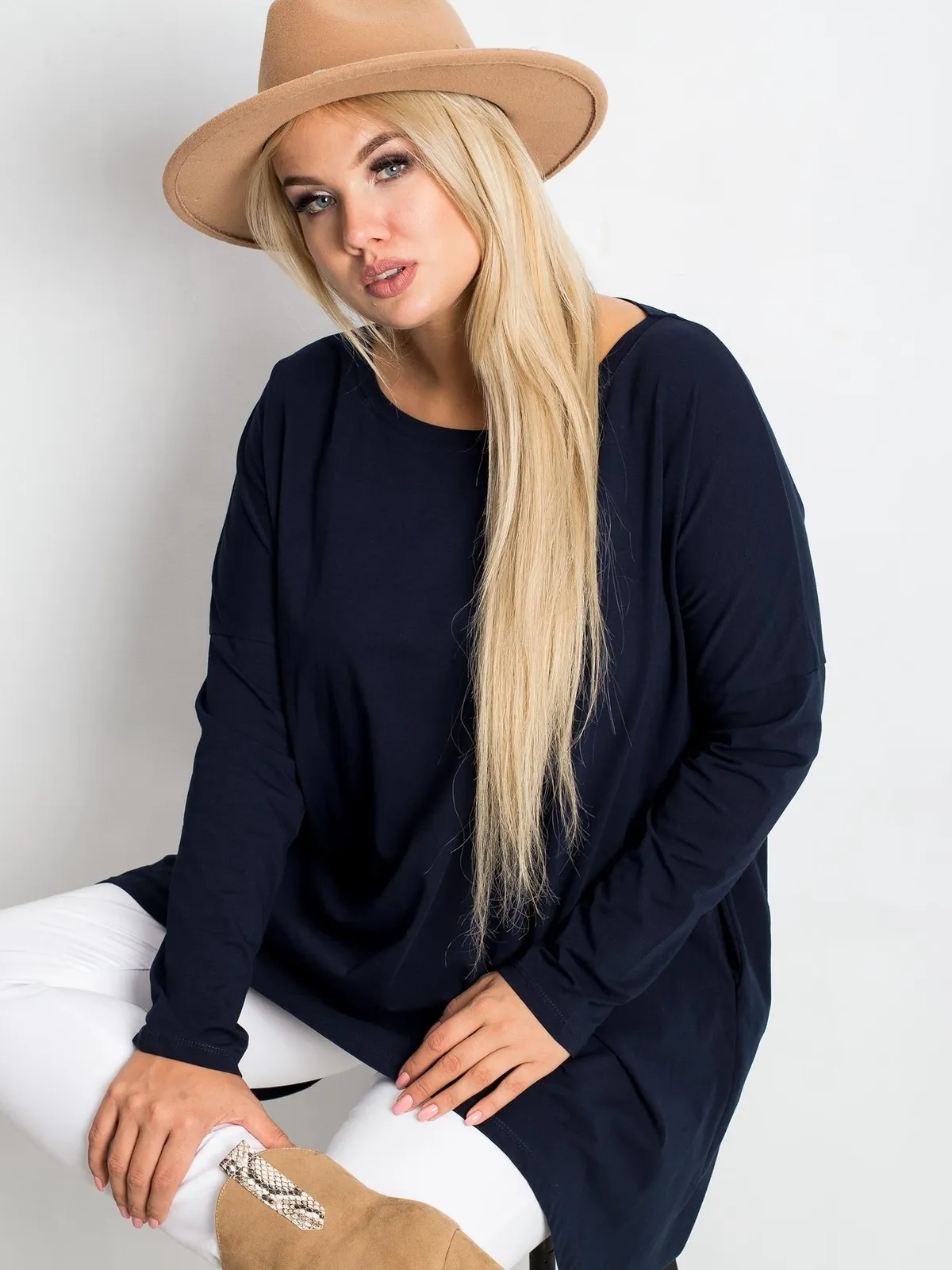 Tunika czerwona plus size - zdjęcie 3