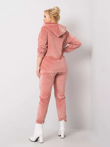 Czarny komplet welurowy plus size