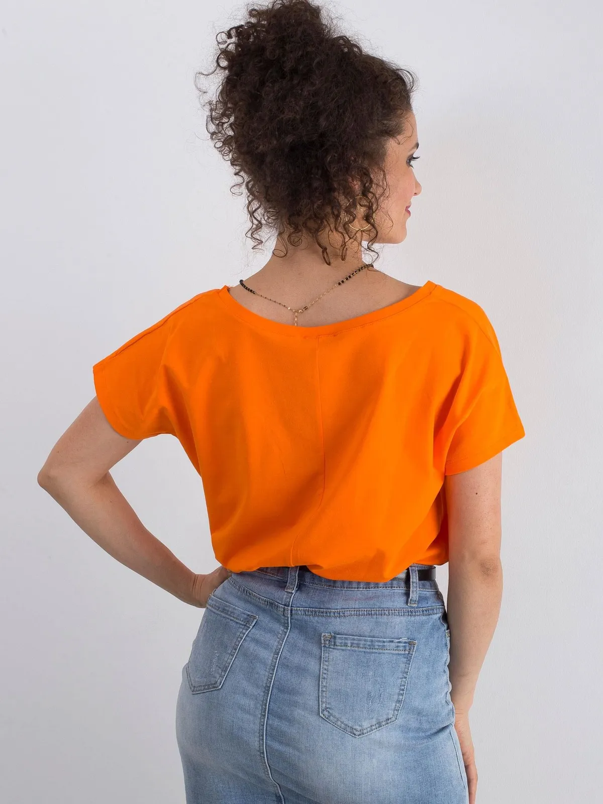 Bawełniany t-shirt V-neck fluo pomarańczowy - zdjęcie 8