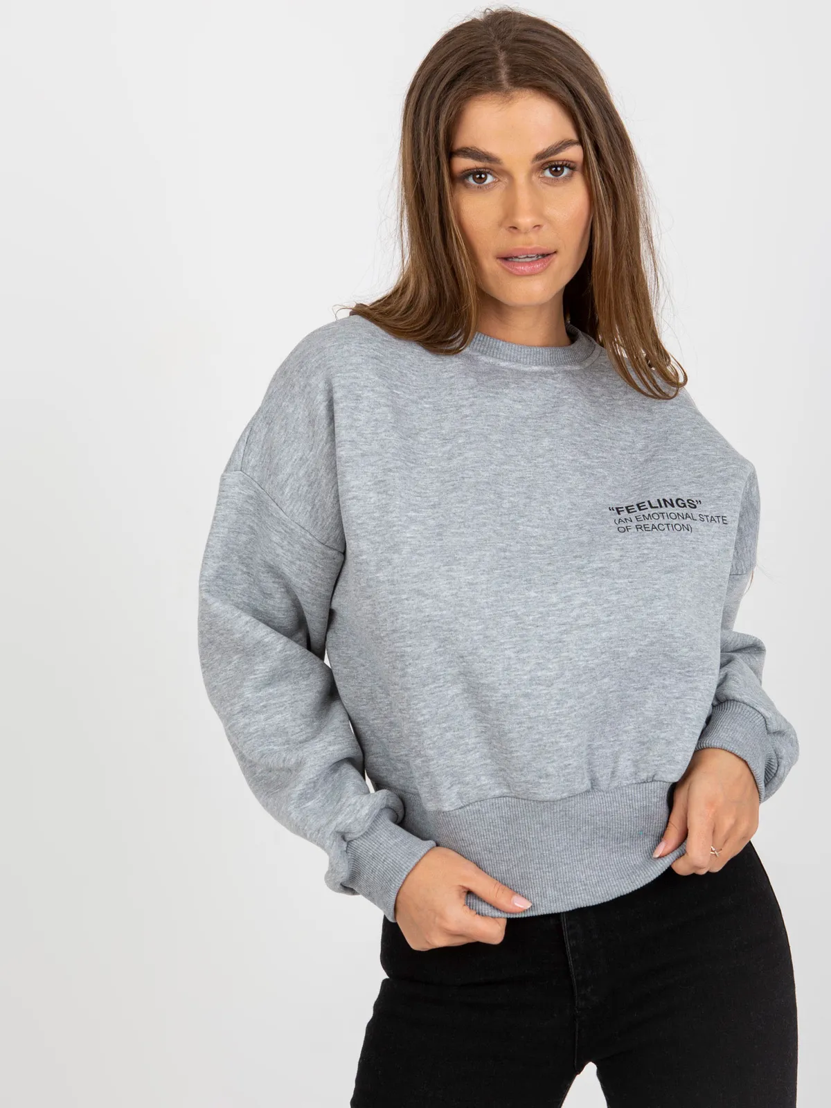 Szara dresowa bluza bez kaptura z napisem - zdjęcie 4