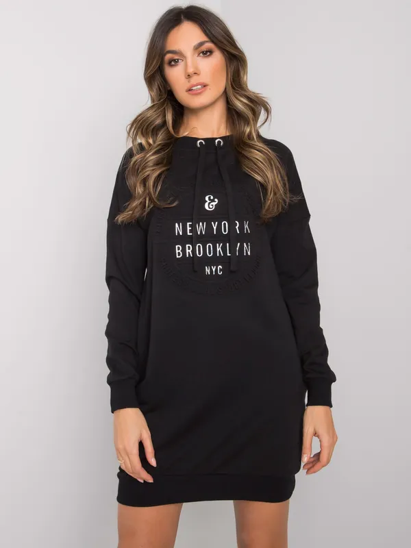 Casualowa sukienka dresowa o kroju oversize