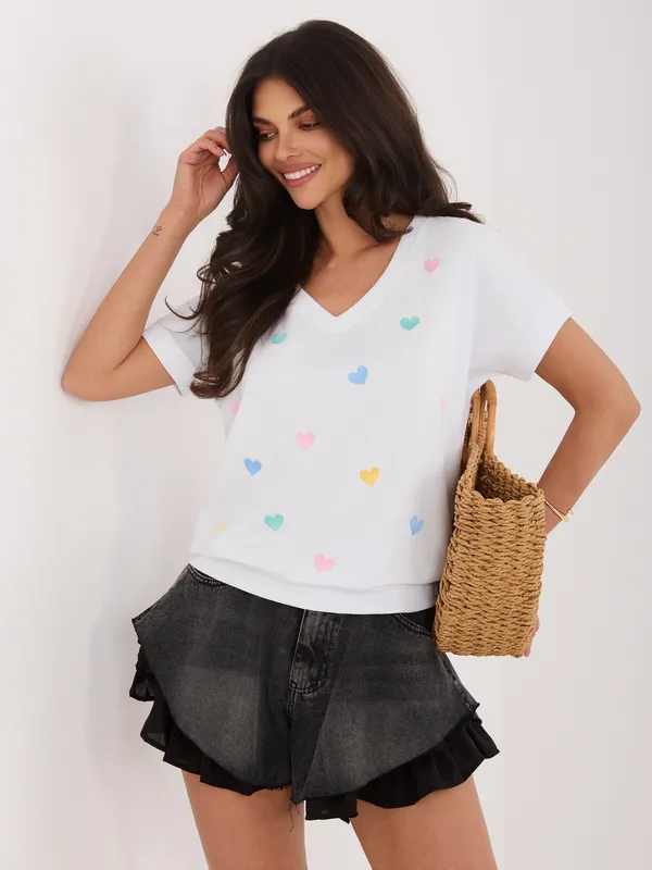Casualowa bluzka z dekoltem V i wzorem serc - widok 2