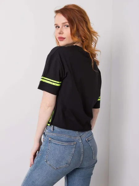 Czarny t-shirt damski z nadrukiem