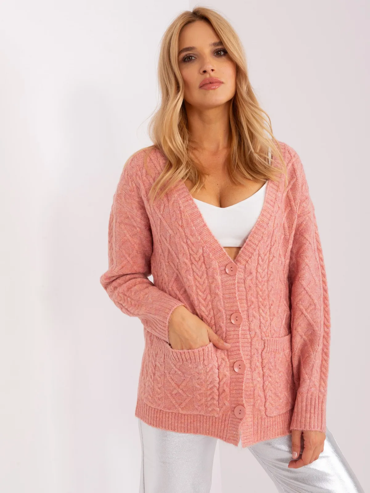 Khaki sweter dzianinowy na guziki - zdjęcie 1