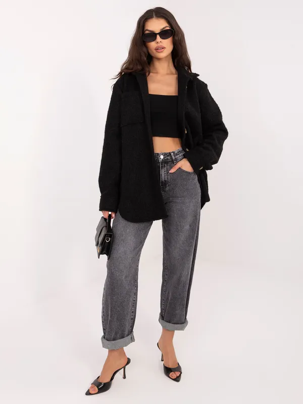 Koszula oversize o kroju shacket z kieszeniami