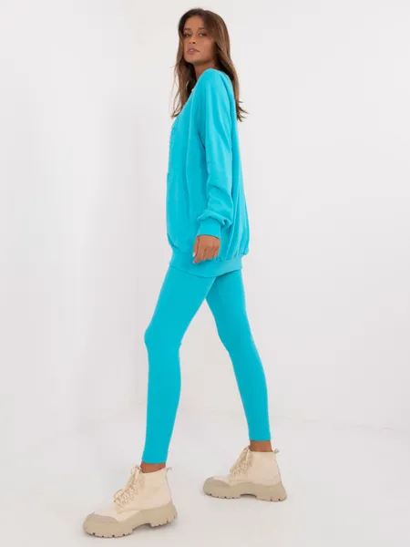 Casualowy komplet z bluzą oversize i legginsami