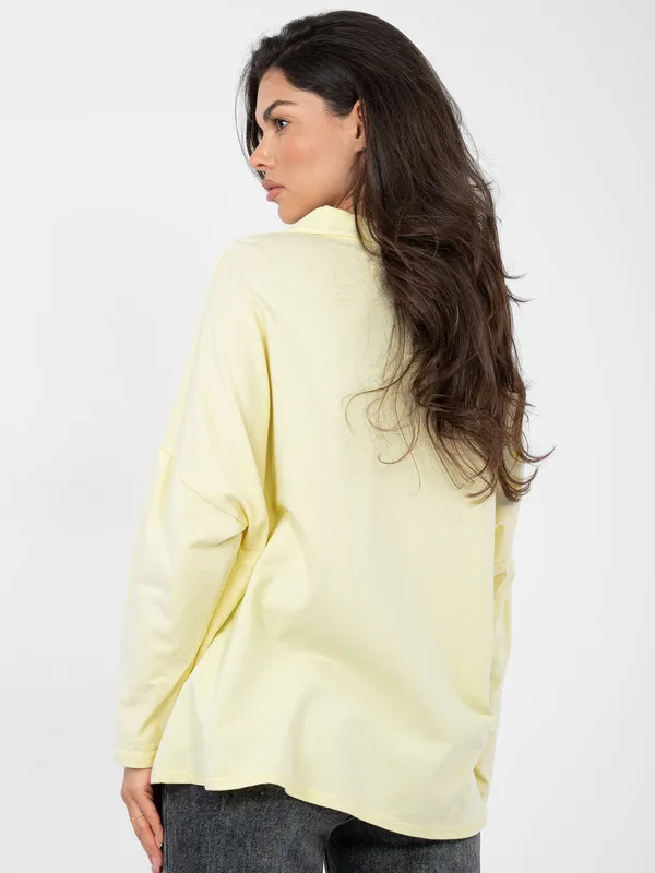 Luźna koszula oversize o kroju boyfriend - widok 2