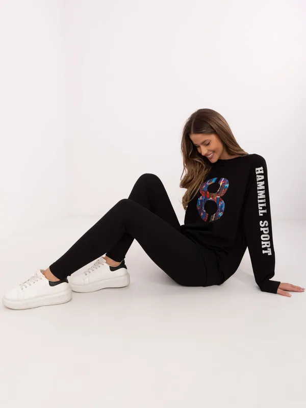 Sportowy komplet z bluzą oversize i legginsami - widok 2
