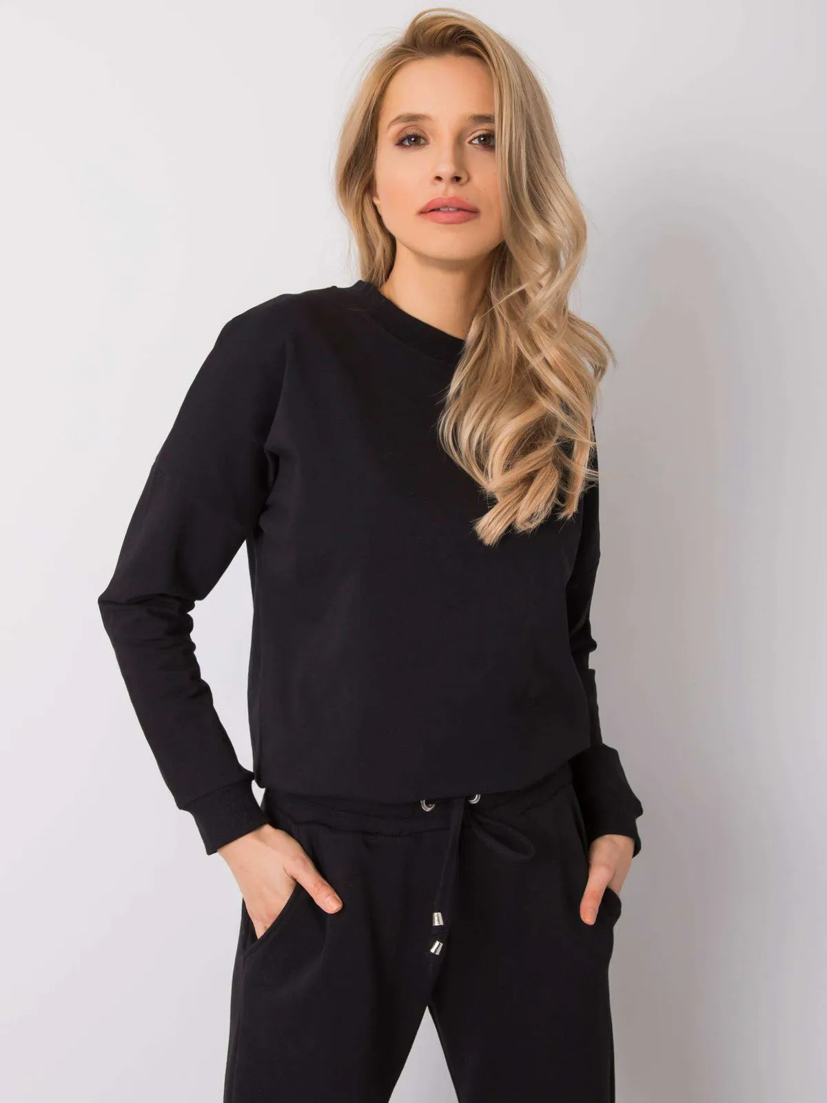 RUE PARIS Różowa bluza bez kaptura - zdjęcie 1