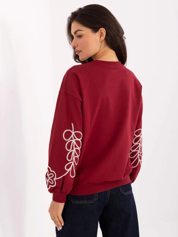Bluza oversize z ozdobnym haftowanym motywem roślinnym