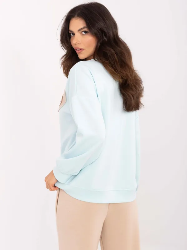 Casualowa bluza oversize z ozdobną aplikacją serca - widok 2