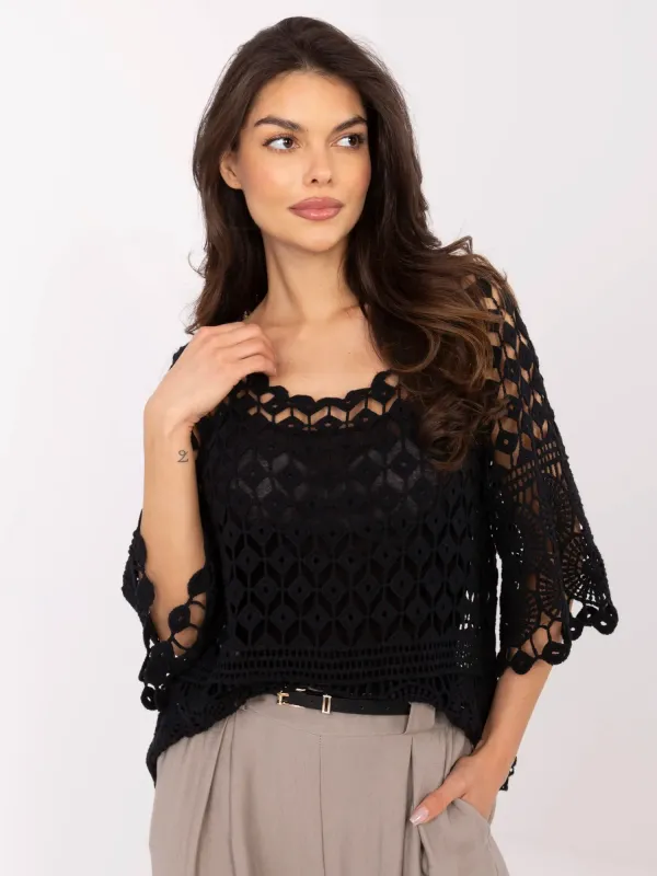 Ażurowa bluzka oversize w stylu boho