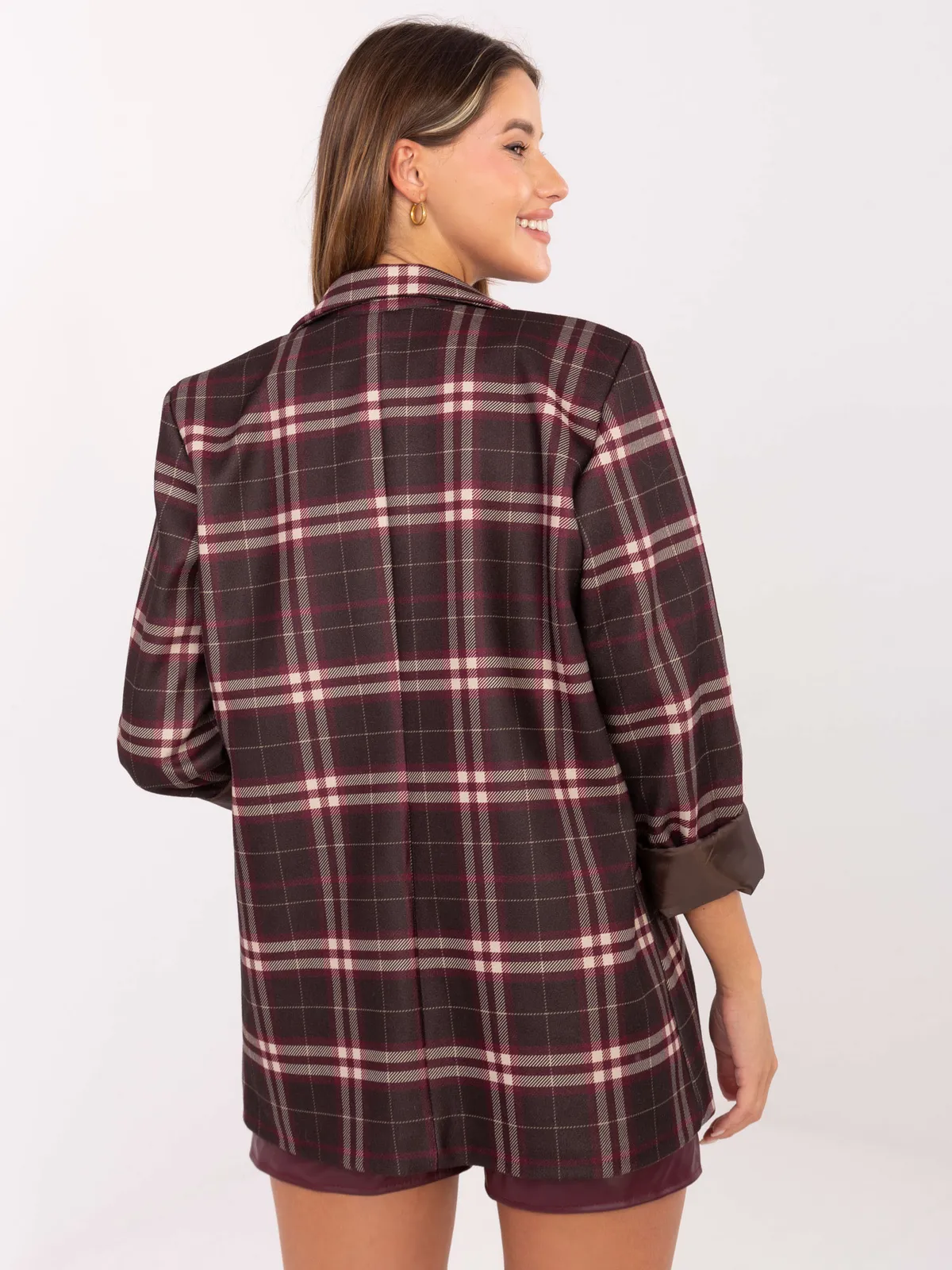 Klasyczna marynarka oversize w kratę z wykładanym kołnierzem - zdjęcie 1