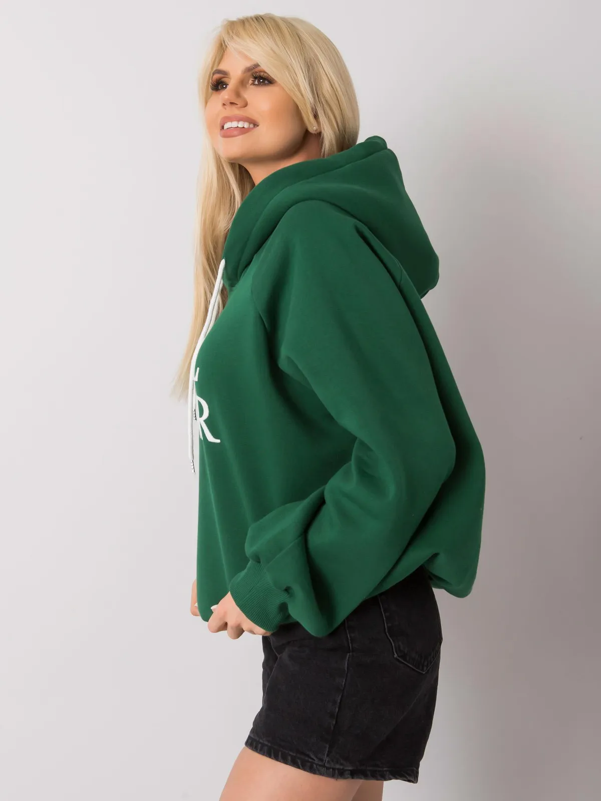 Ciemnoniebieska ocieplana bluza dresowa oversize - zdjęcie 2