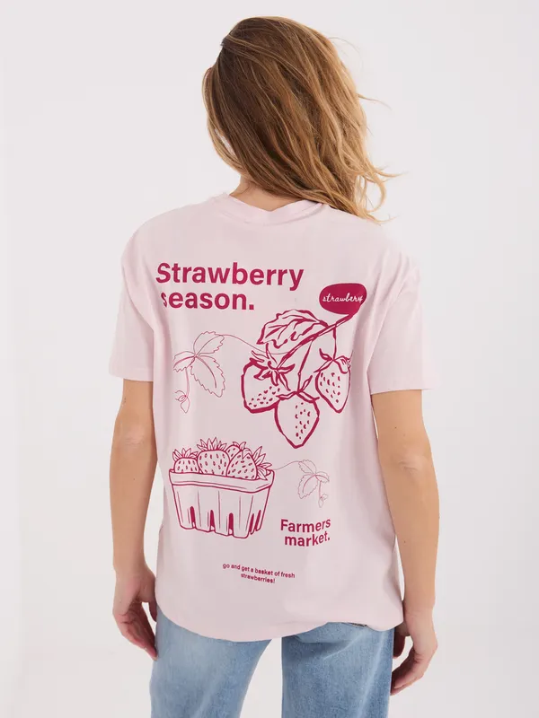 T-shirt oversize z wakacyjnym nadrukiem na plecach