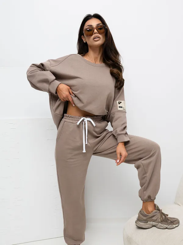Casualowy komplet oversize z wysokim stanem